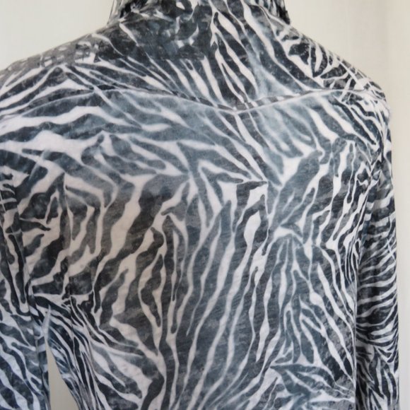 Mechant Zebra Motif Long Sleeves Button Up Collared Women’s Shirt XL - Picture 9 of 13